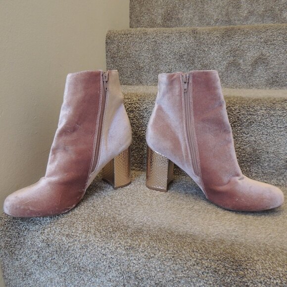 Pink velvet boots - Picture 6 of 8